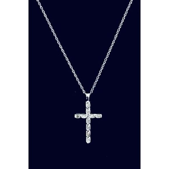 Dainty Sterling 925 Silver & Cz Cross & 18” Sterling Chain - Picture 1 of 4